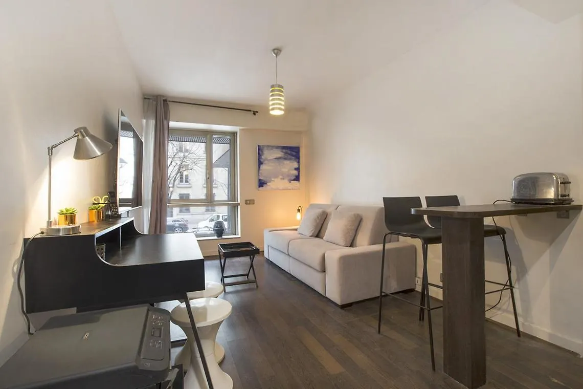 Apartment Etoile Foch Paris